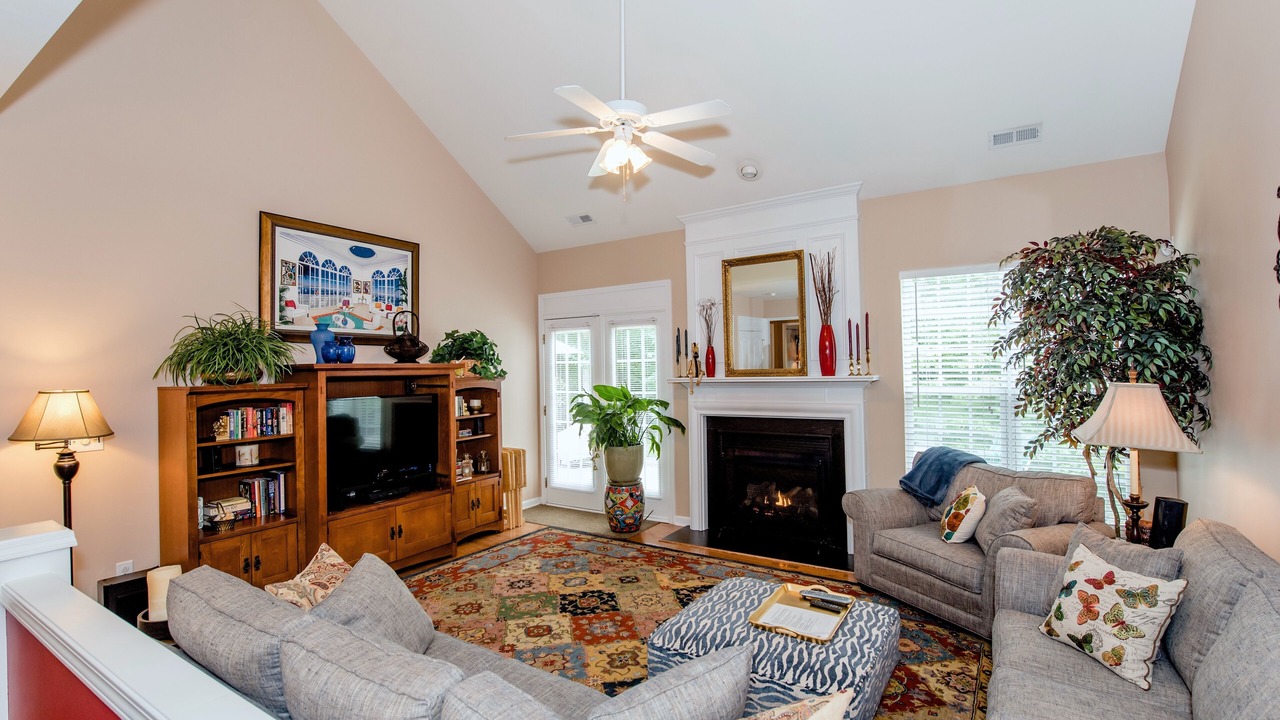 Photo of Bedroom in Long Lake