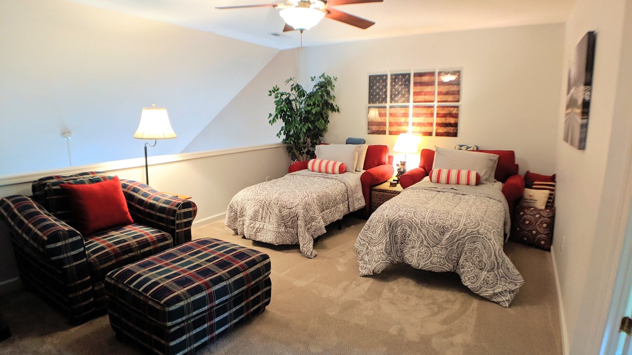 Photo of Bedroom in Long Lake