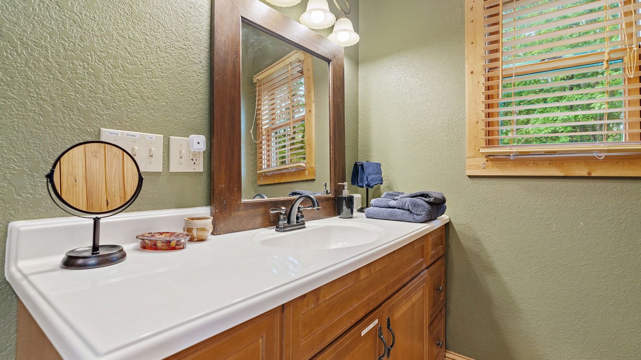 Photo of Bathroom in Walker-In-the-Hills