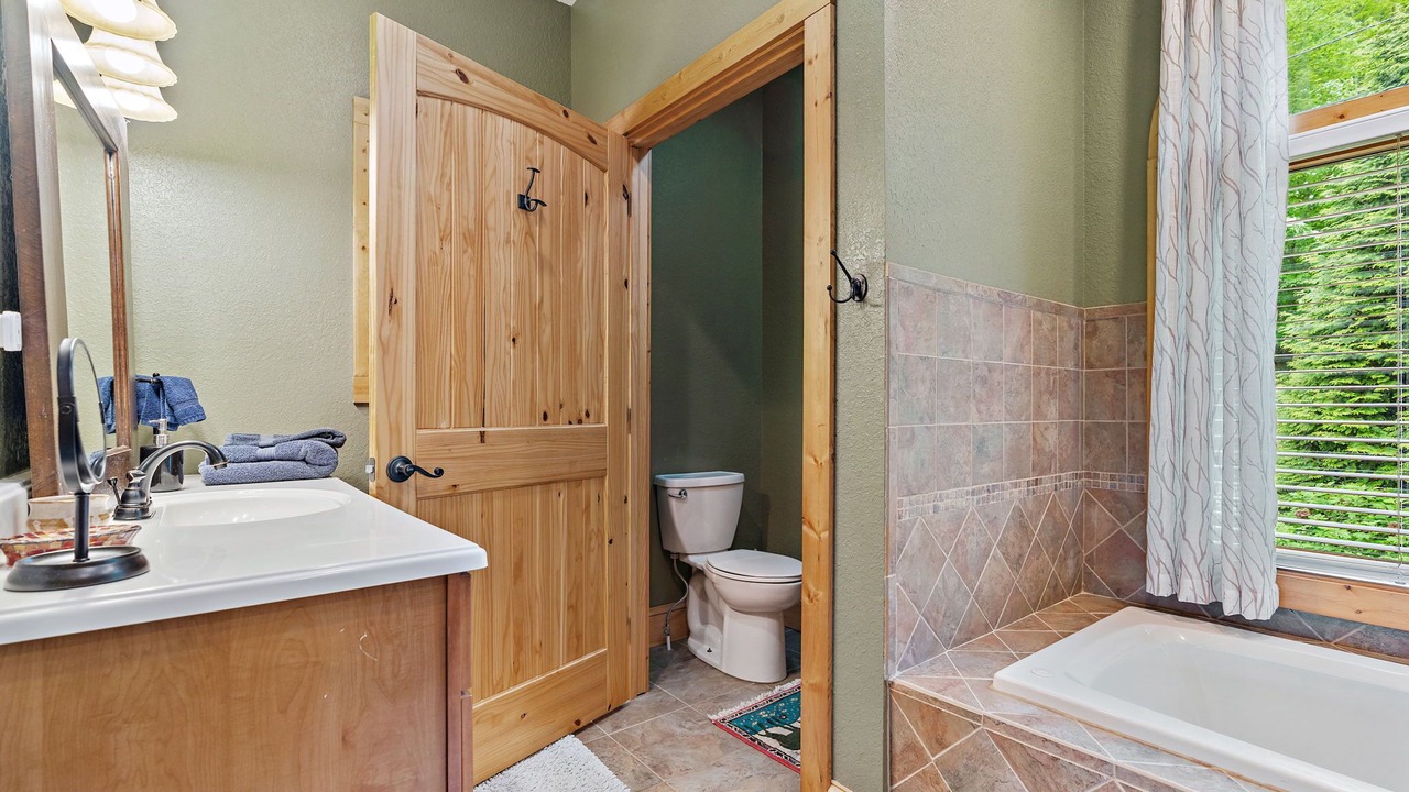 Photo of Bathroom in Walker-In-the-Hills