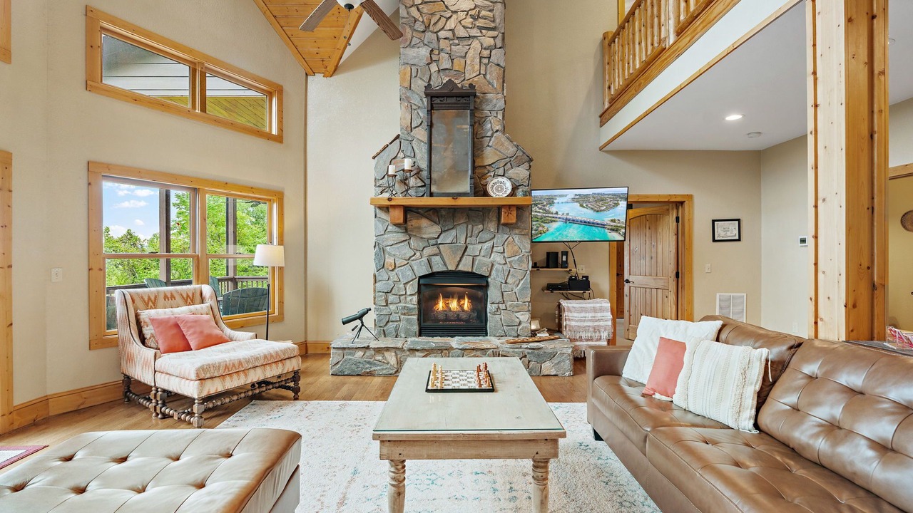 Photo of Livingroom in Walker-In-the-Hills