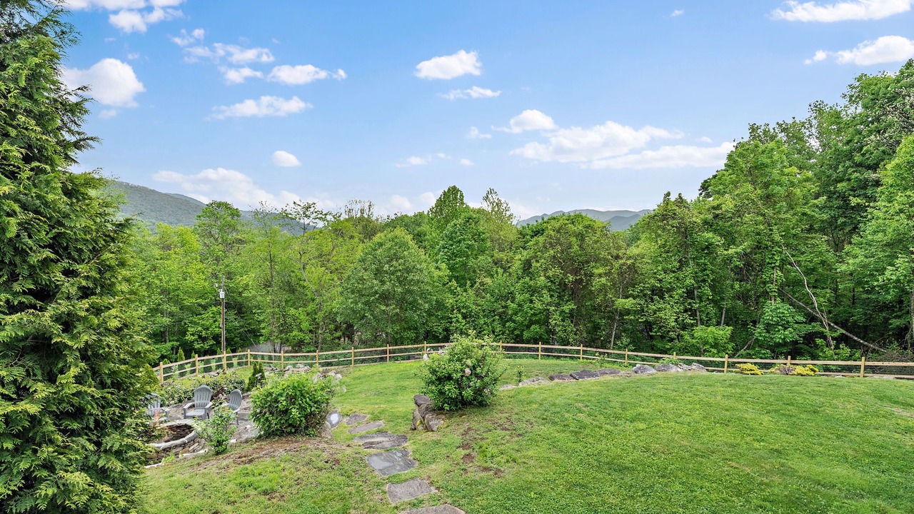 Photo of Outdoor in Walker-In-the-Hills