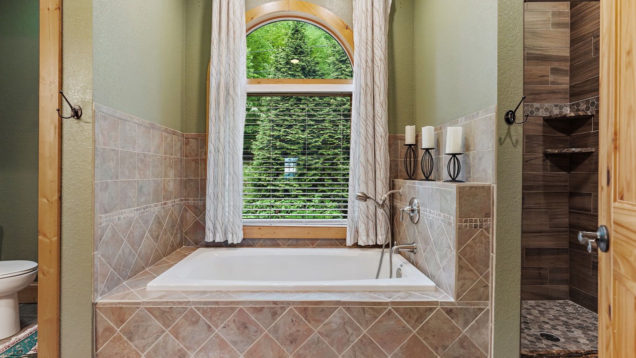 Photo of Bathroom in Walker-In-the-Hills