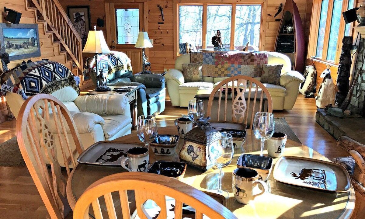 Photo of Bedroom in Peak Creek