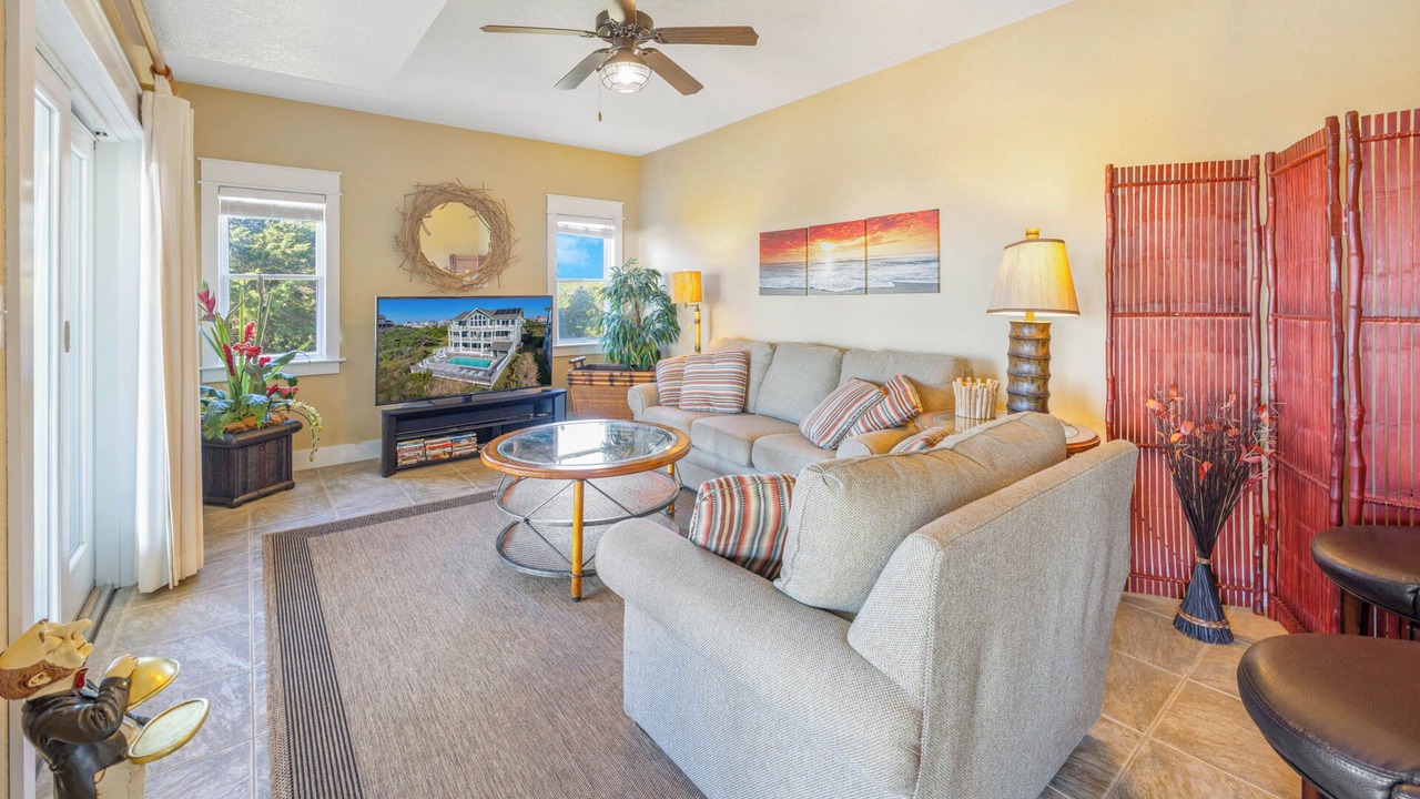 Photo of Bedroom in Wind Over Waves