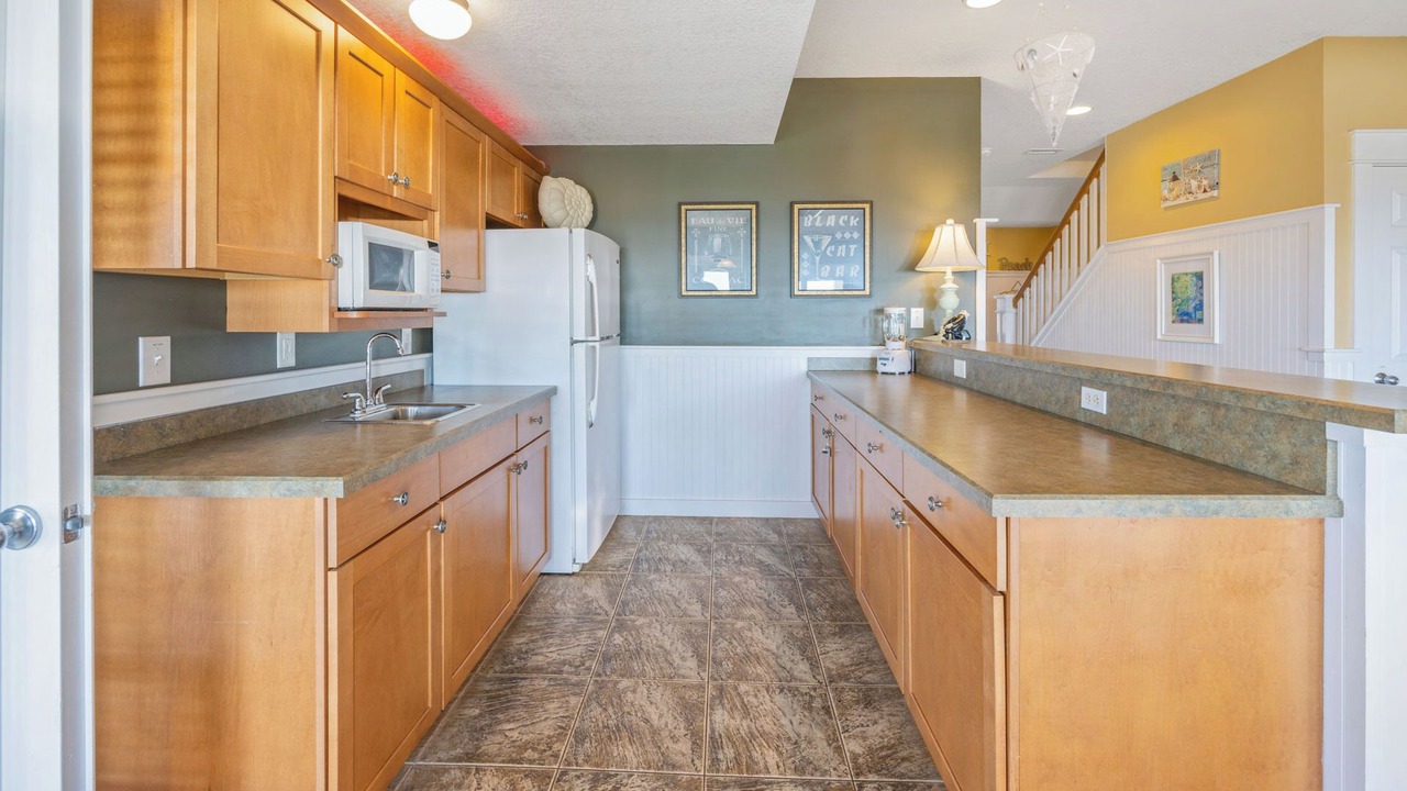 Photo of Kitchen in Wind Over Waves