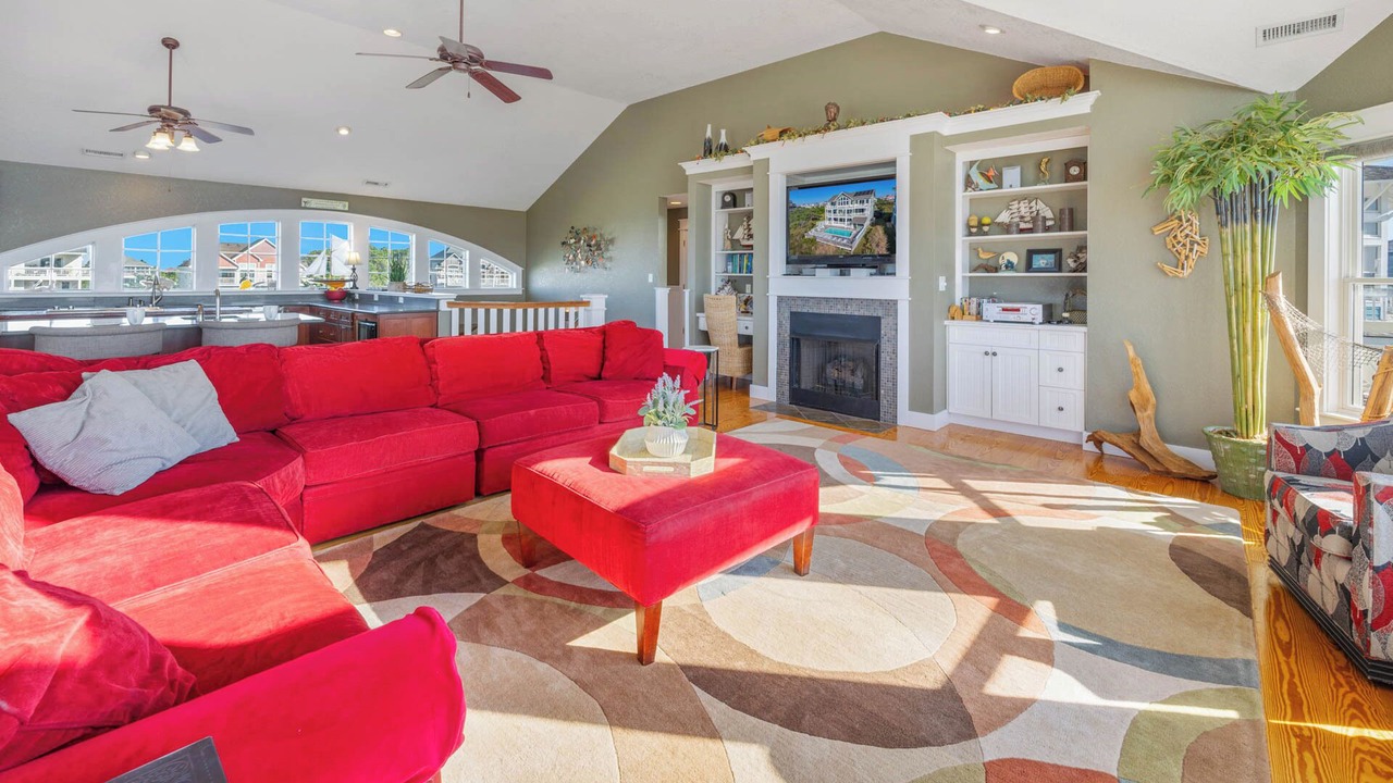 Photo of Bedroom in Wind Over Waves