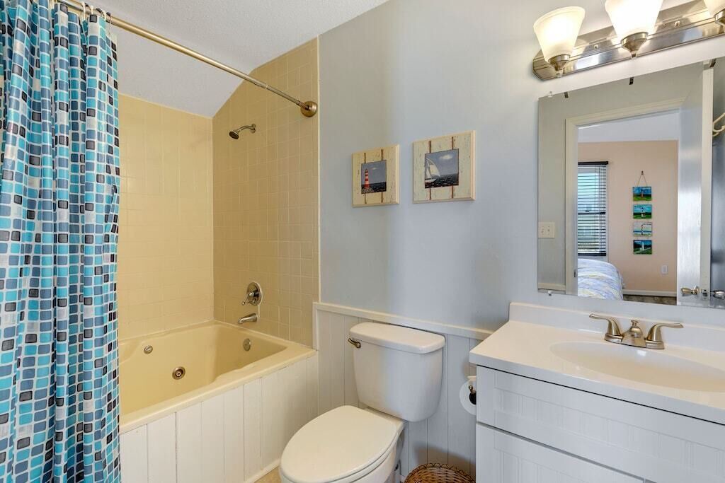 Photo of Bathroom in South Nags Head