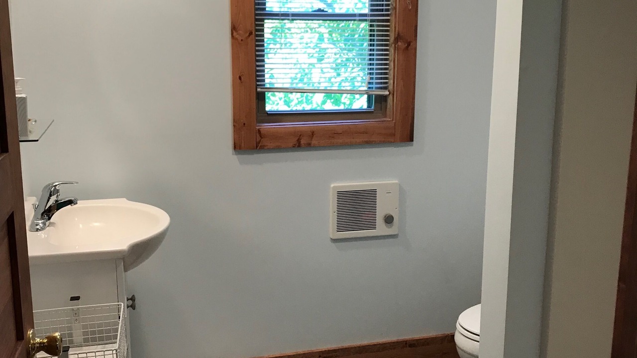 Photo of Bathroom in Lansing