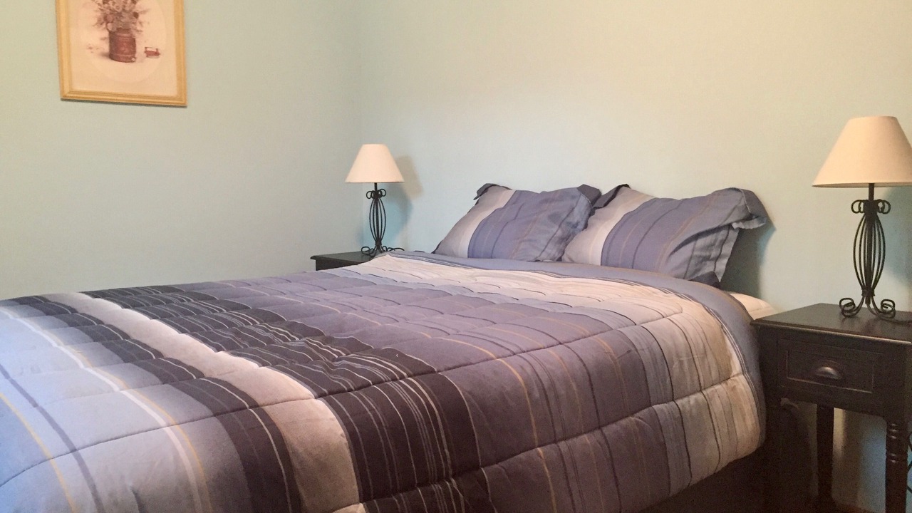 Photo of Bedroom in Lansing