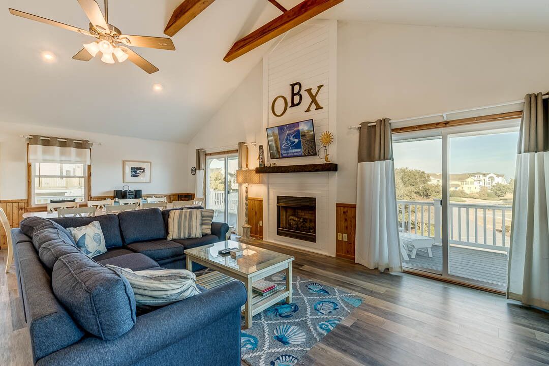 Photo of Bedroom in Corolla Light