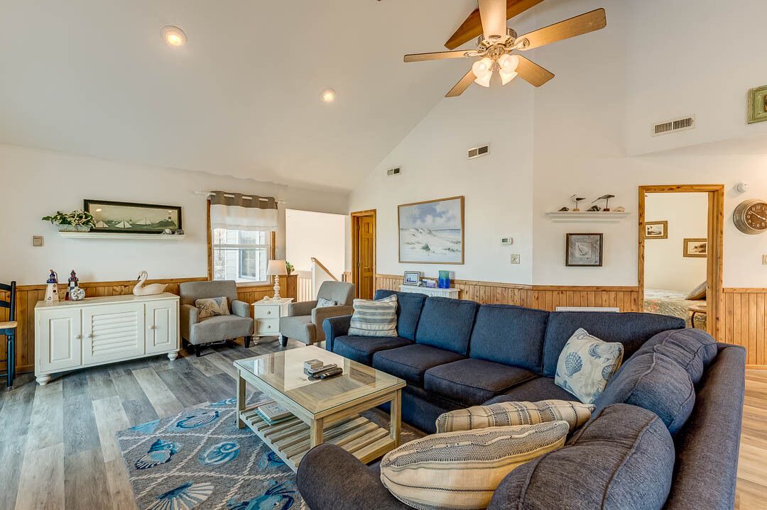 Photo of Bedroom in Corolla Light