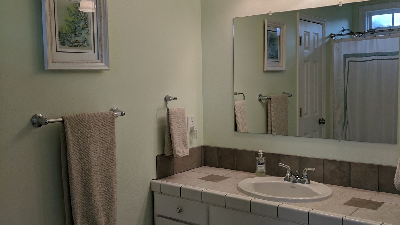 Photo of Bathroom in Lake Norman of Catawba