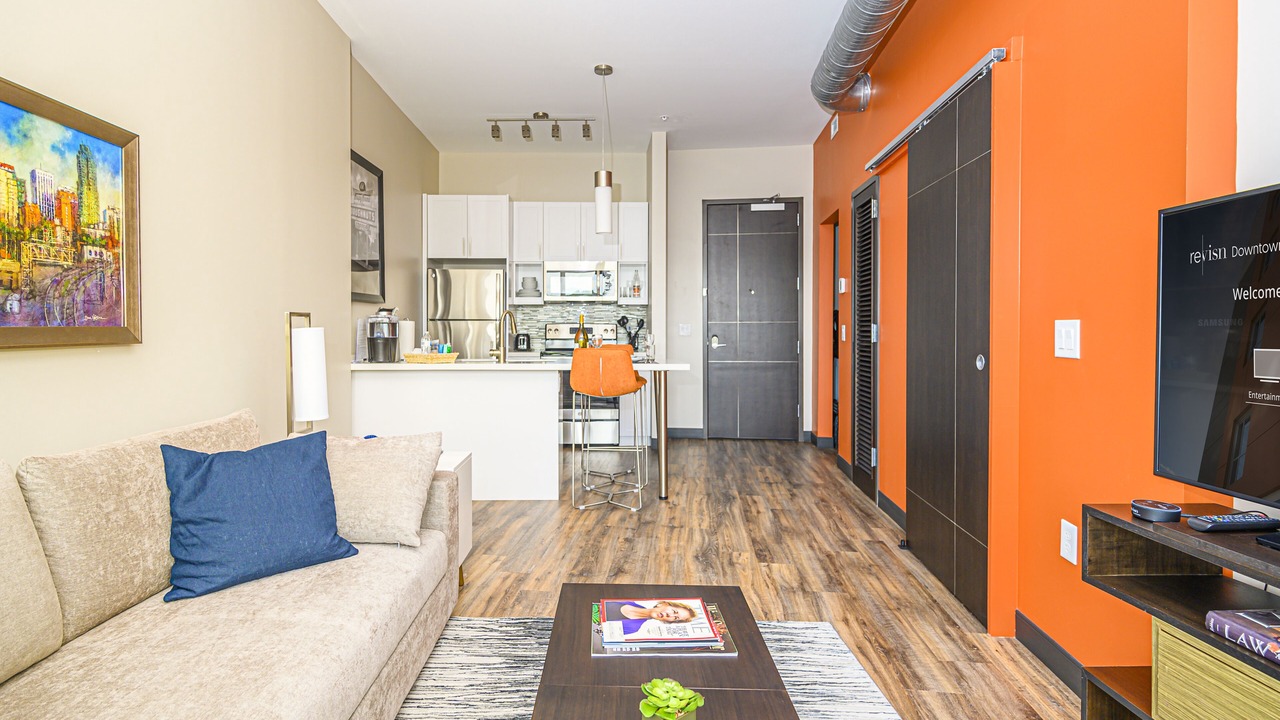 Photo of Livingroom in Southwest Raleigh