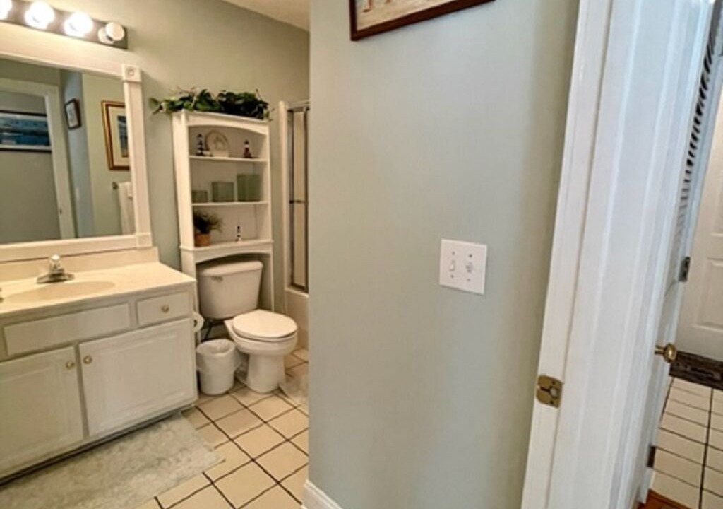 Photo of Bathroom in Calabash