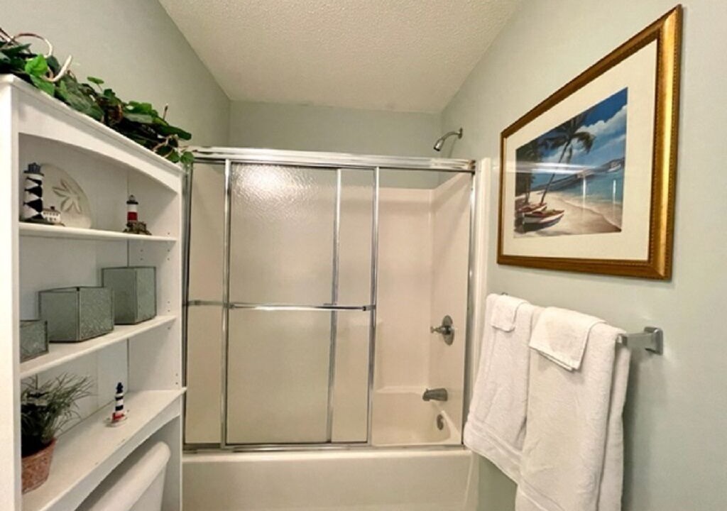 Photo of Bathroom in Calabash