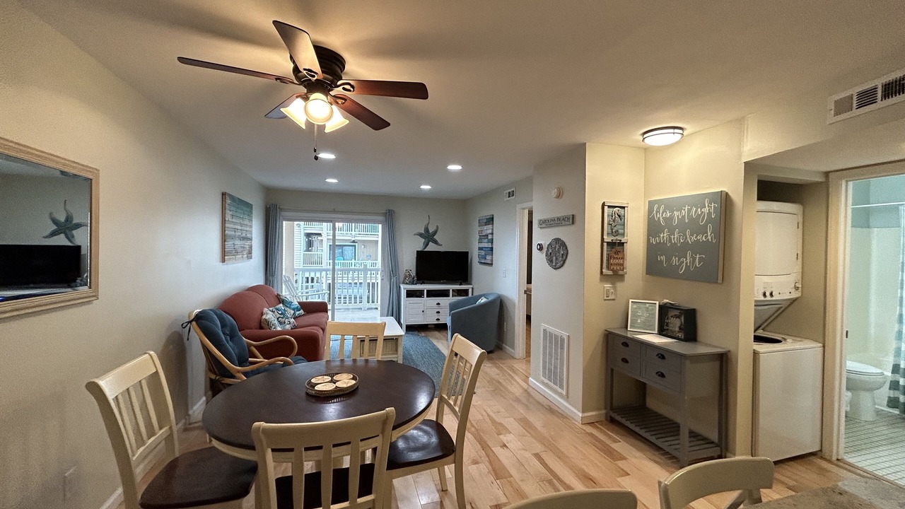Photo of Livingroom in Wilmington Beach