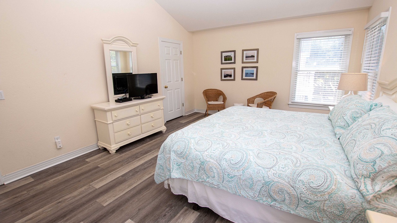 Photo of Bedroom in Corolla