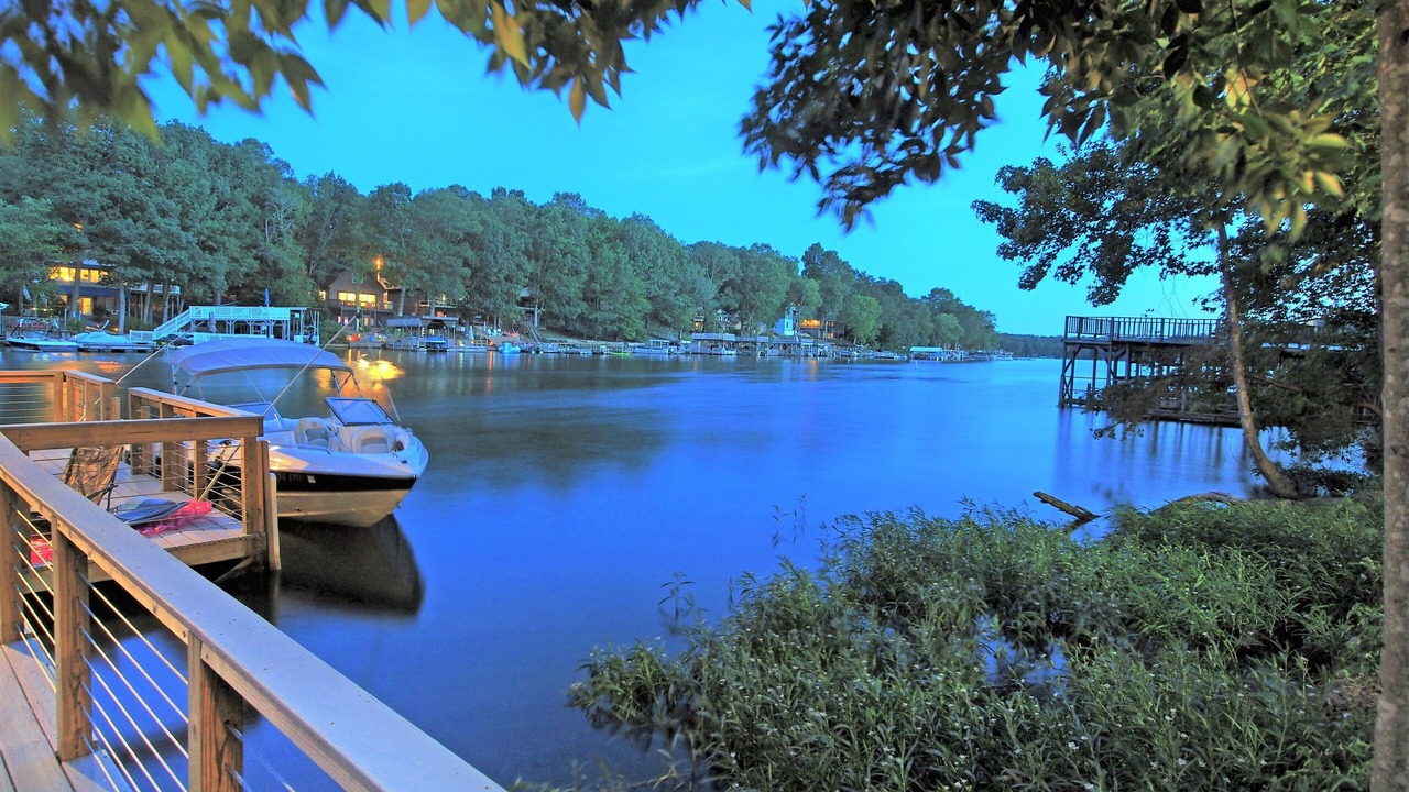 Photo of Outdoor in New London