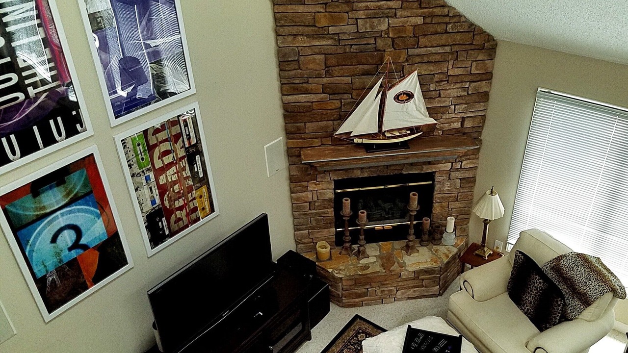 Photo of Livingroom in New London