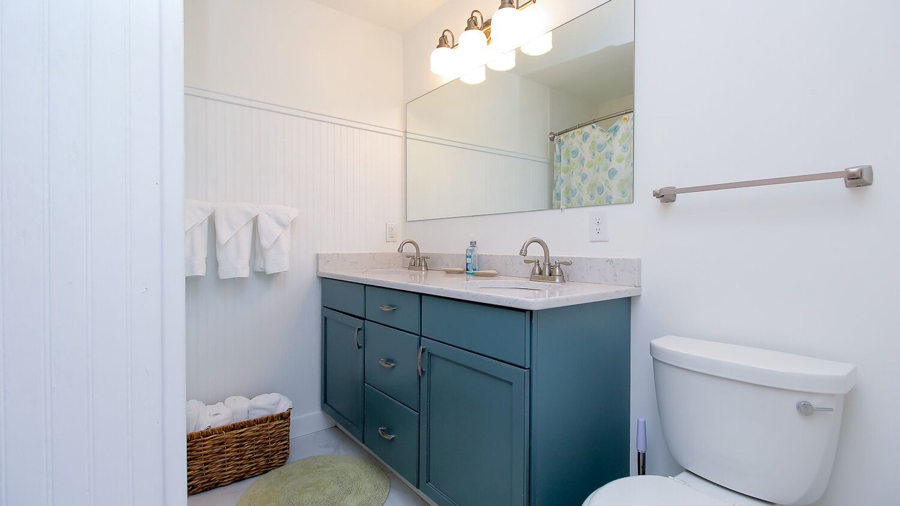 Photo of Bathroom in Duck