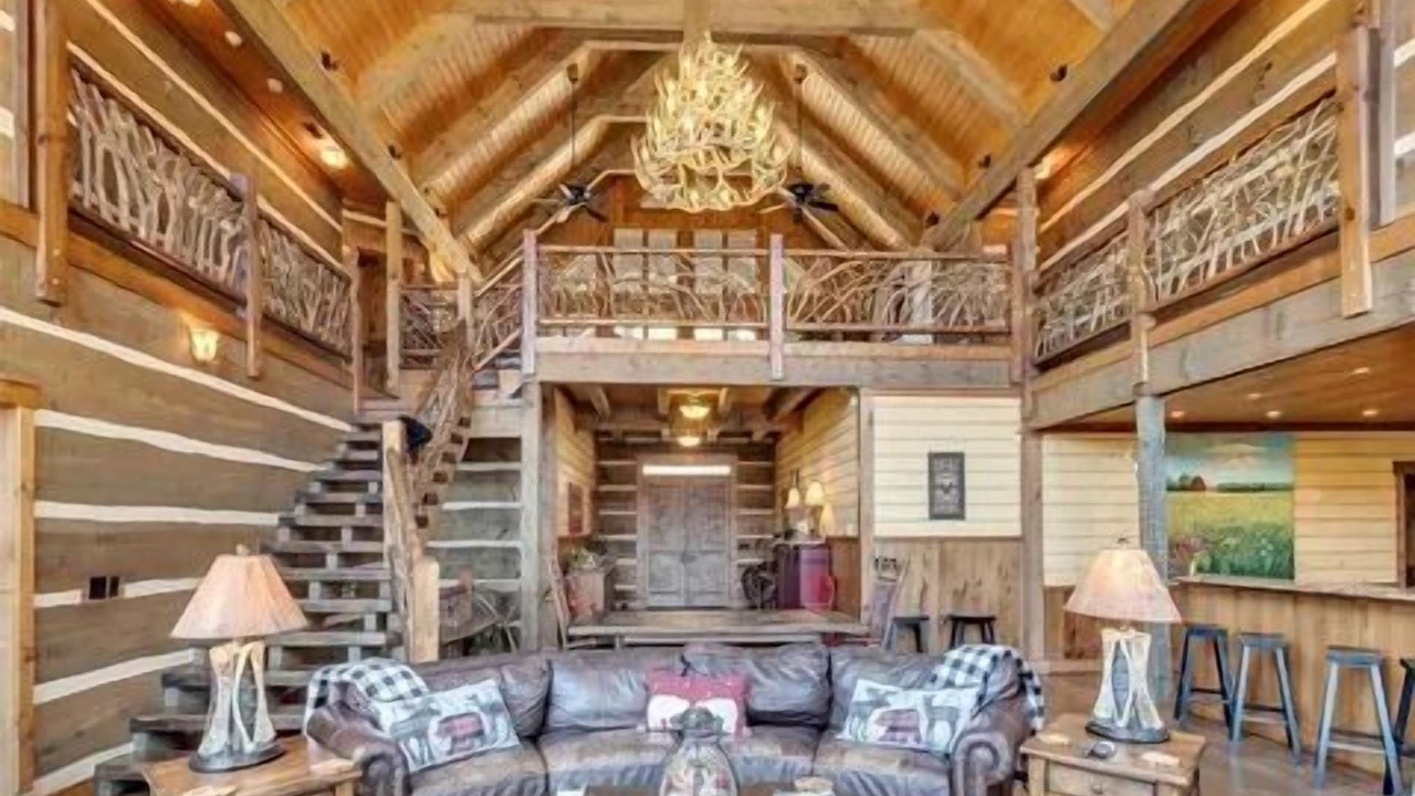 Photo of Livingroom in Maggie Valley
