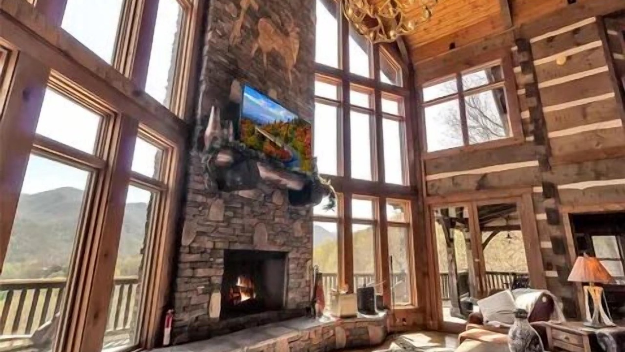 Photo of Livingroom in Maggie Valley