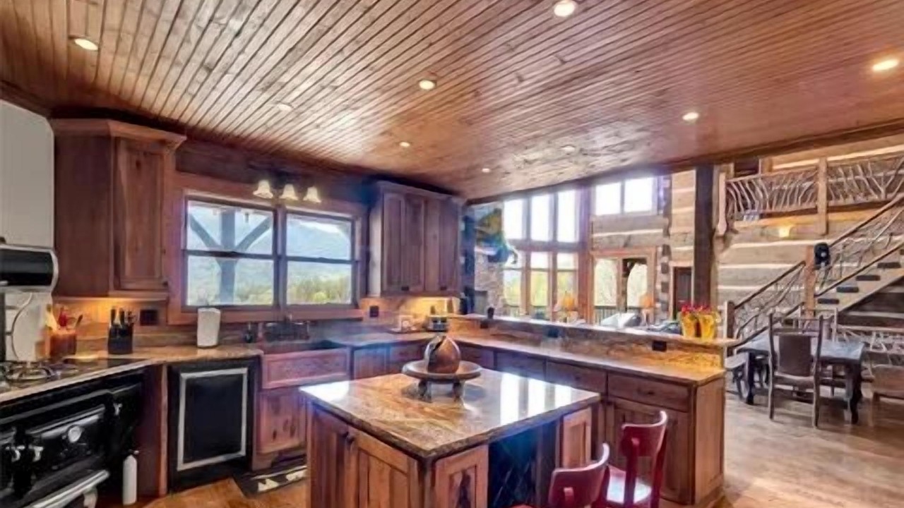 Photo of Kitchen in Maggie Valley
