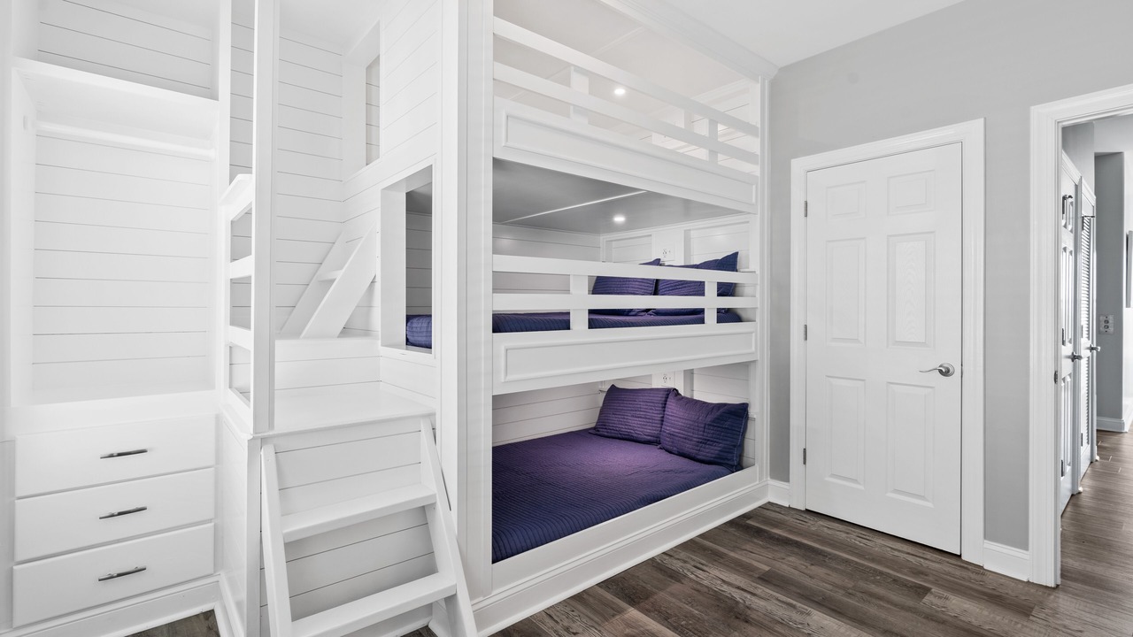 Photo of Bedroom in Ocean Isle Beach