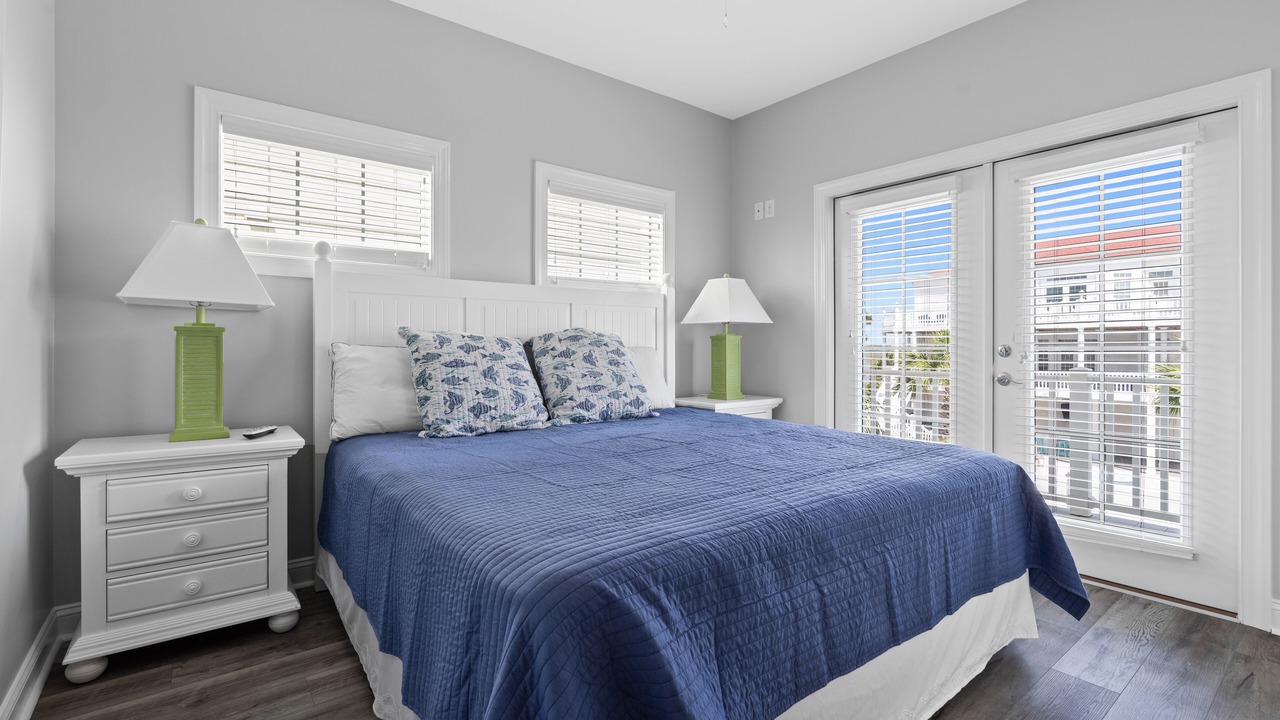 Photo of Bedroom in Ocean Isle Beach