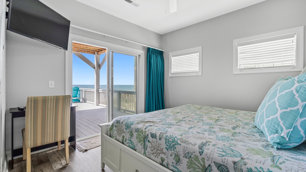 Photo of Bedroom in Ocean Isle Beach