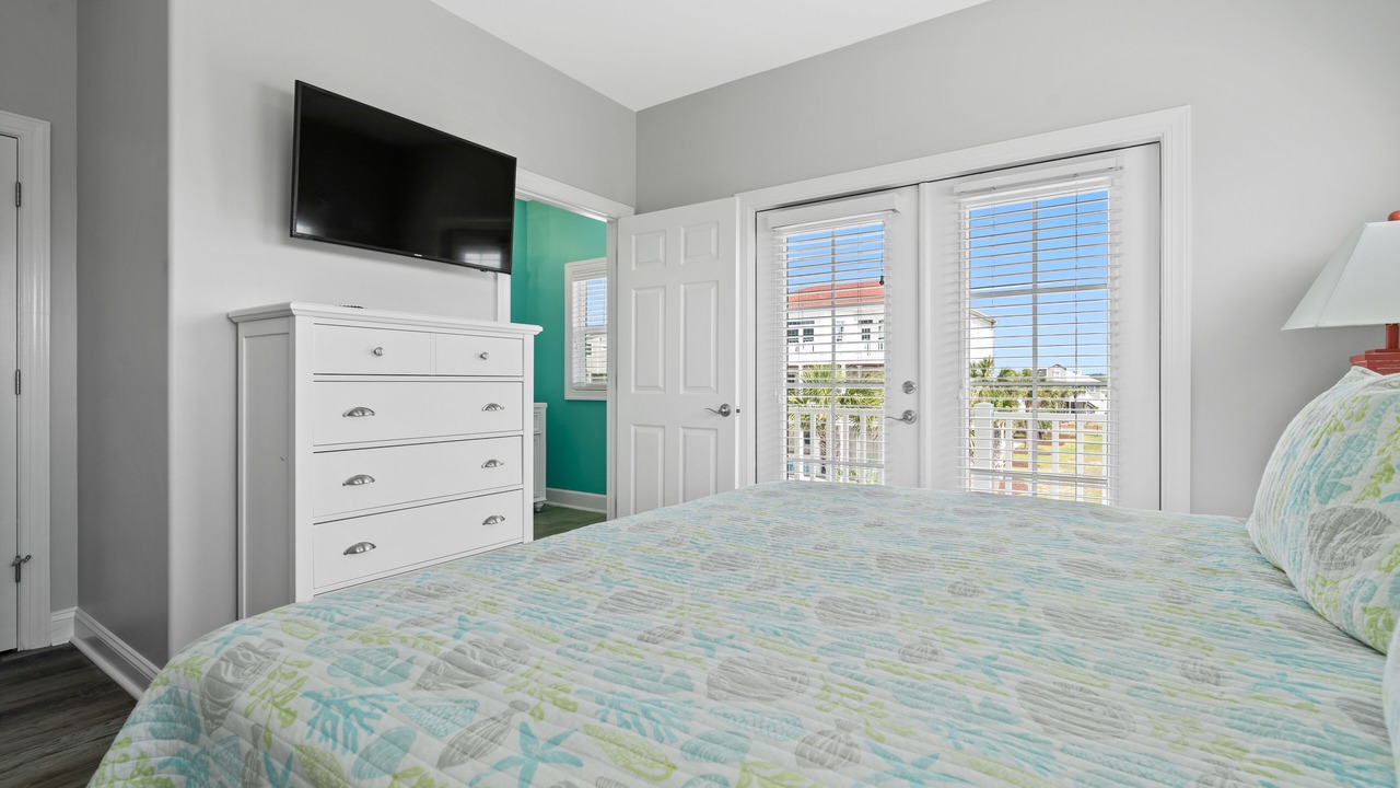 Photo of Bedroom in Ocean Isle Beach