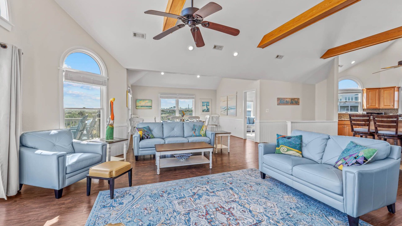 Photo of Bedroom in Waves