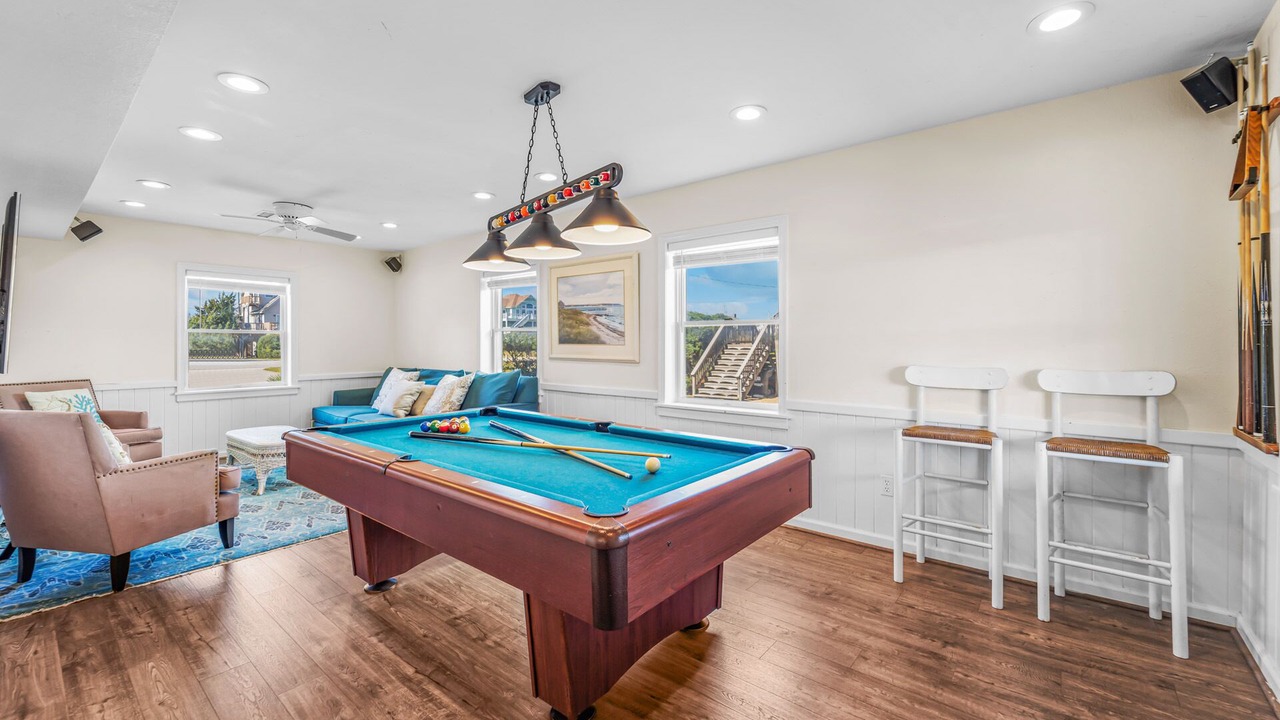 Photo of Bedroom in Waves