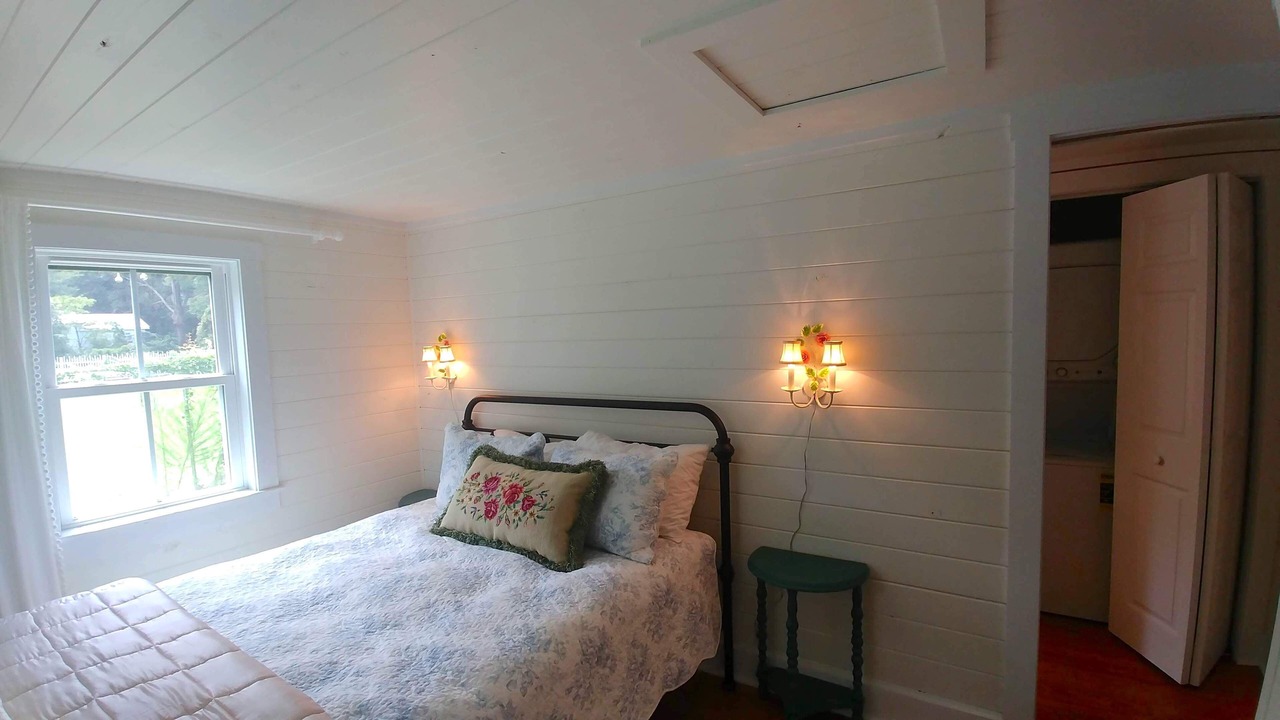 Photo of Bedroom in Oriental