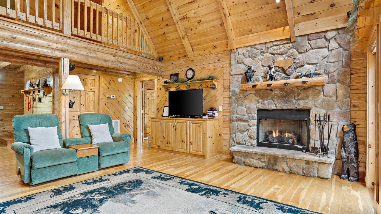 Photo of Bedroom in Lake Lure