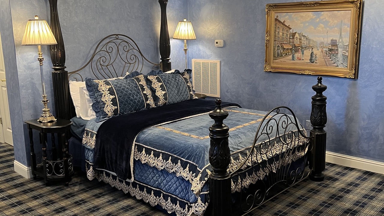 Photo of Bedroom in Spruce Pine