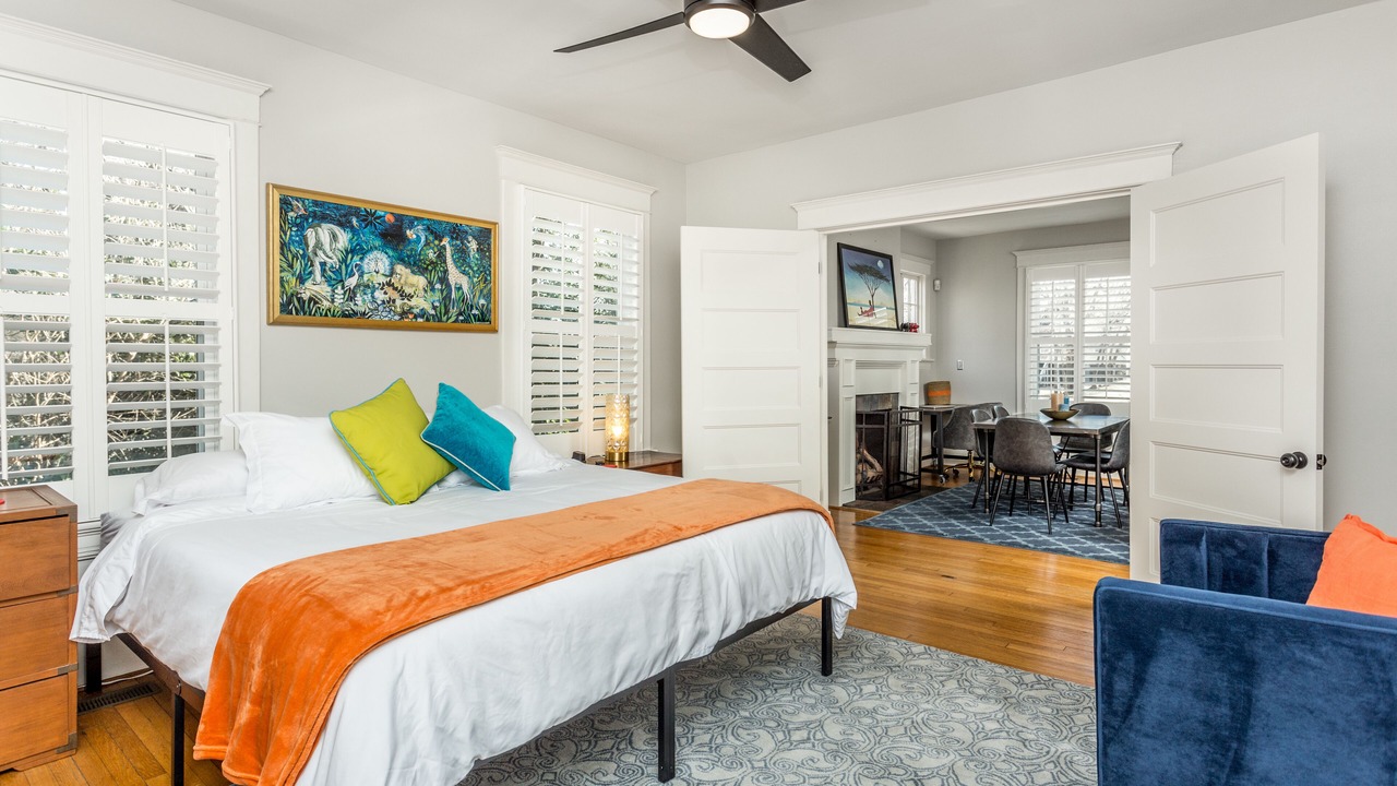 Photo of Bedroom in Downtown