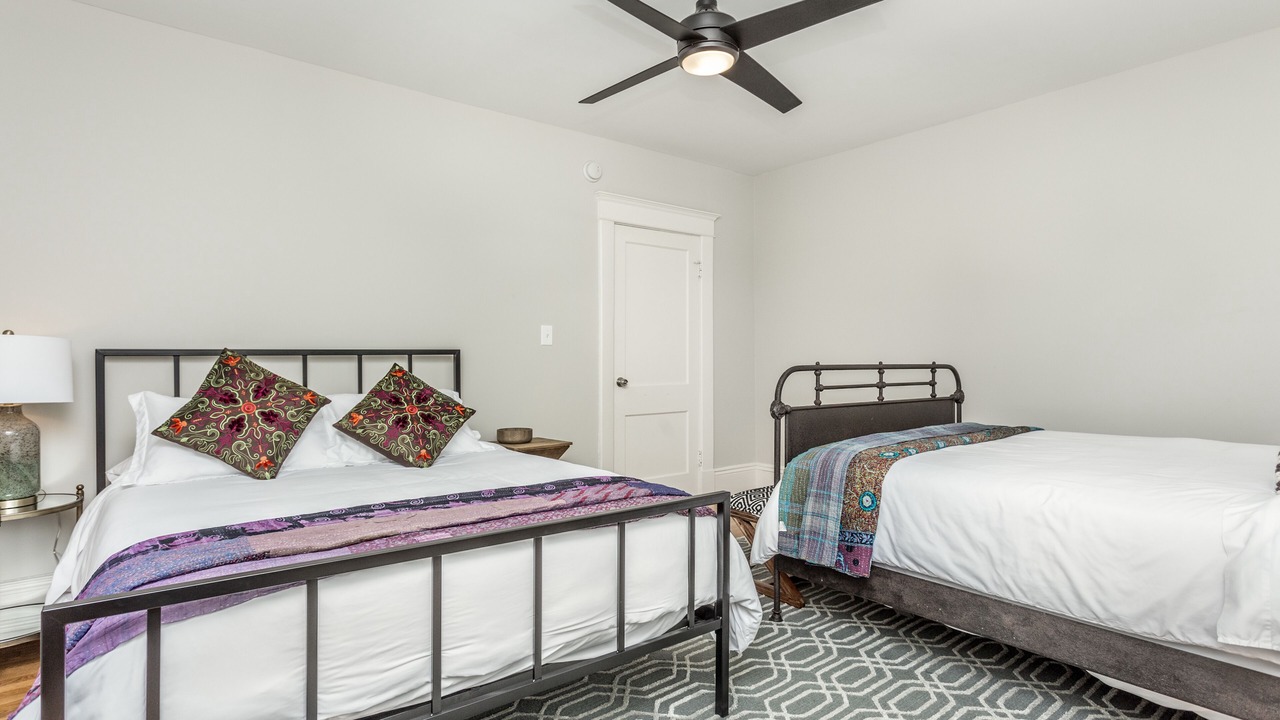 Photo of Bedroom in Downtown