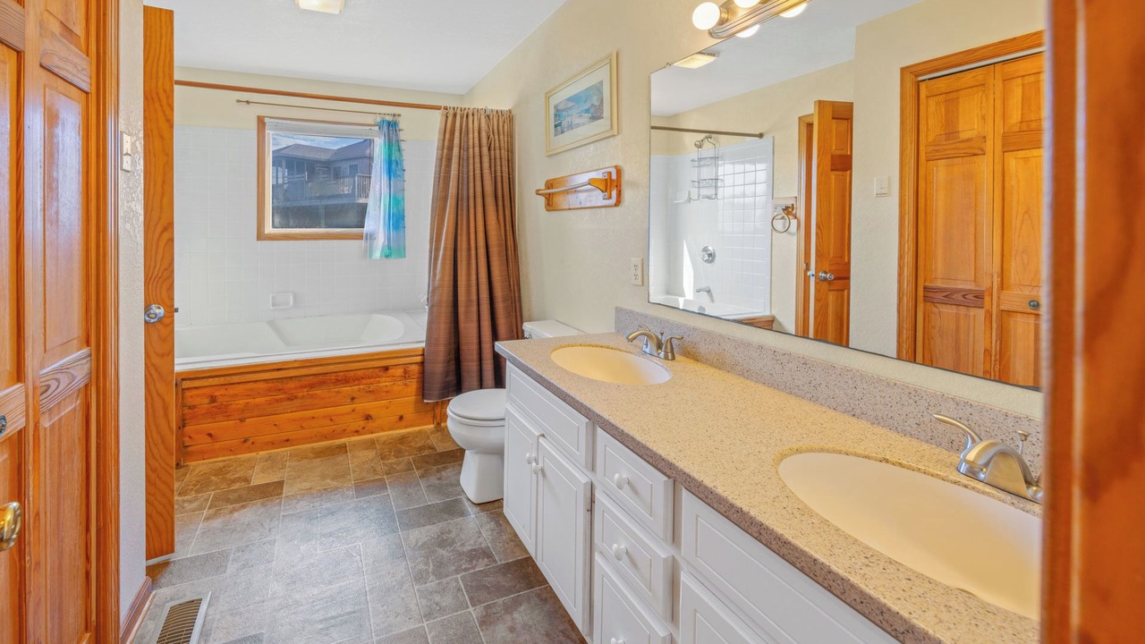 Photo of Bathroom in Spindrift Banks