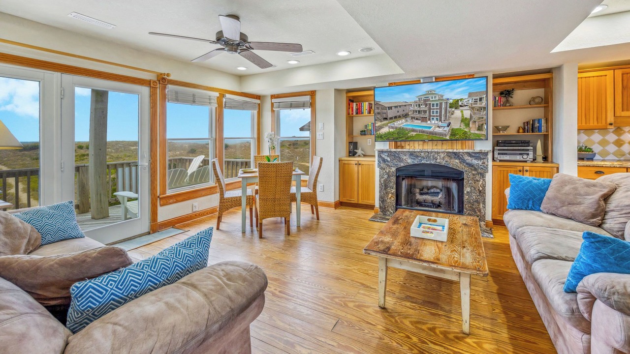 Photo of Bedroom in Waves