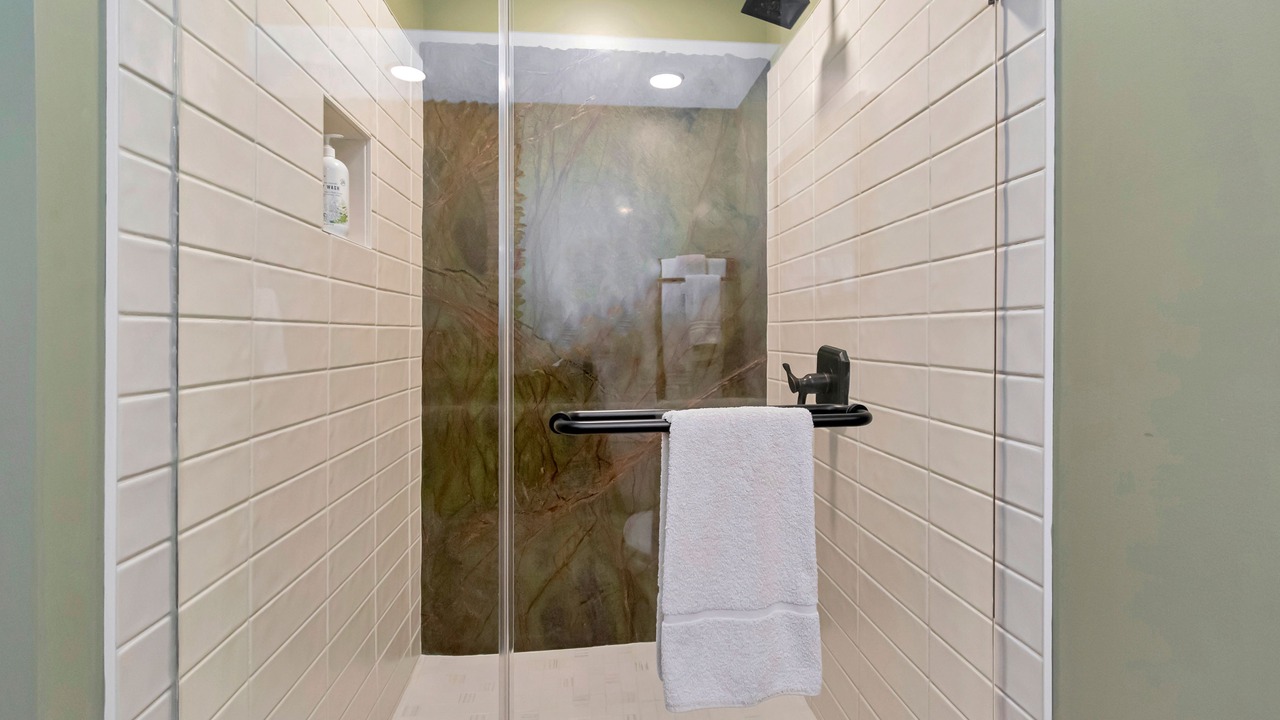 Photo of Bathroom in Blowing Rock
