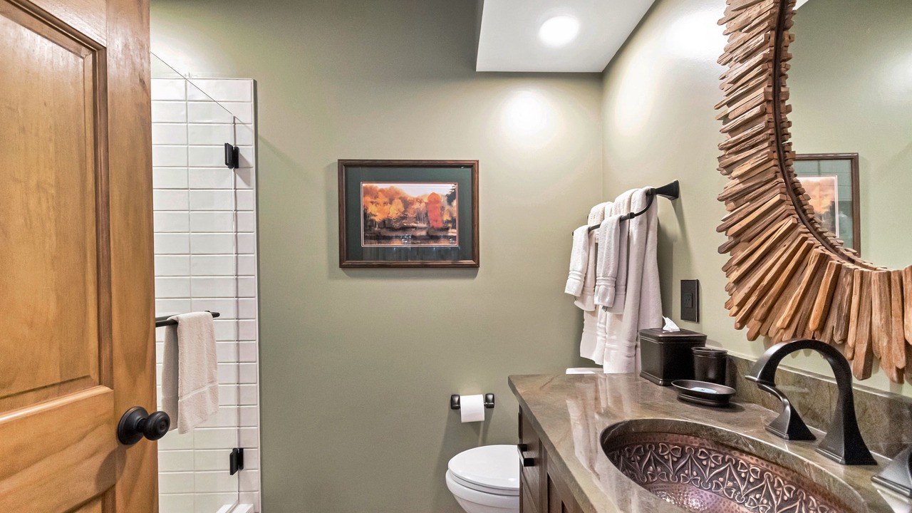 Photo of Bathroom in Blowing Rock