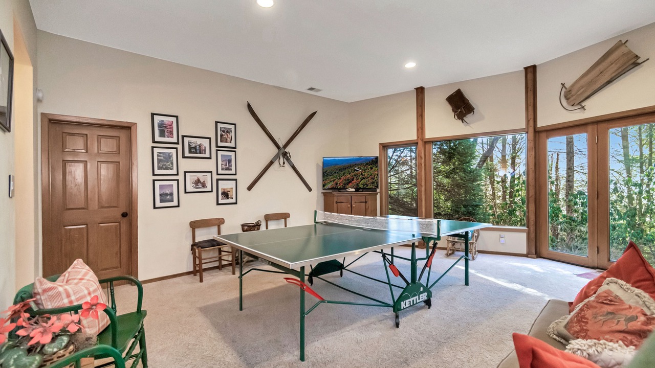 Photo of Bedroom in Blowing Rock