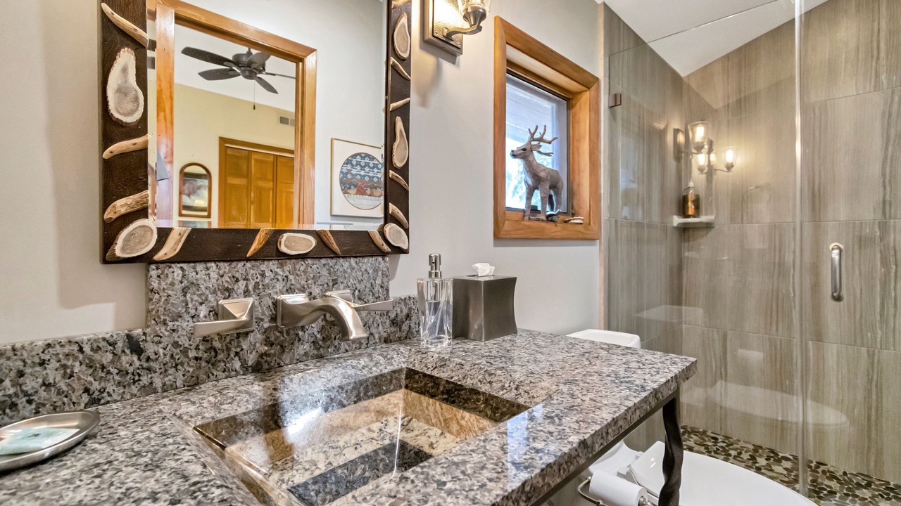 Photo of Bathroom in Blowing Rock