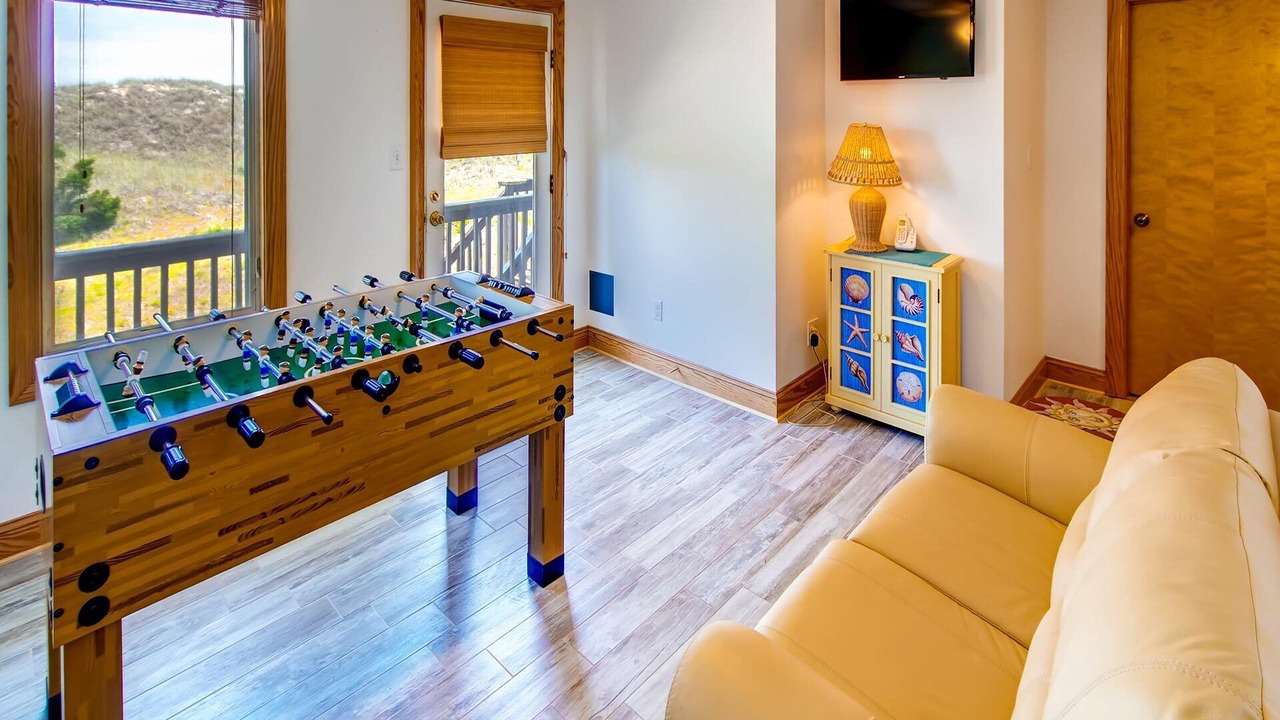 Photo of Bedroom in Waves