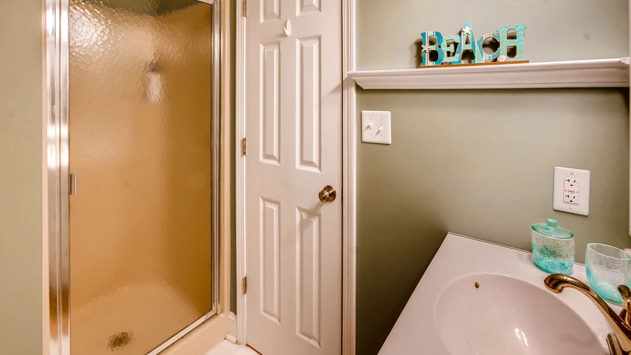 Photo of Bathroom in Rodanthe