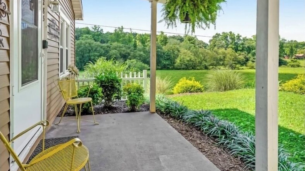 Photo of Patio Balcony in Horse Shoe