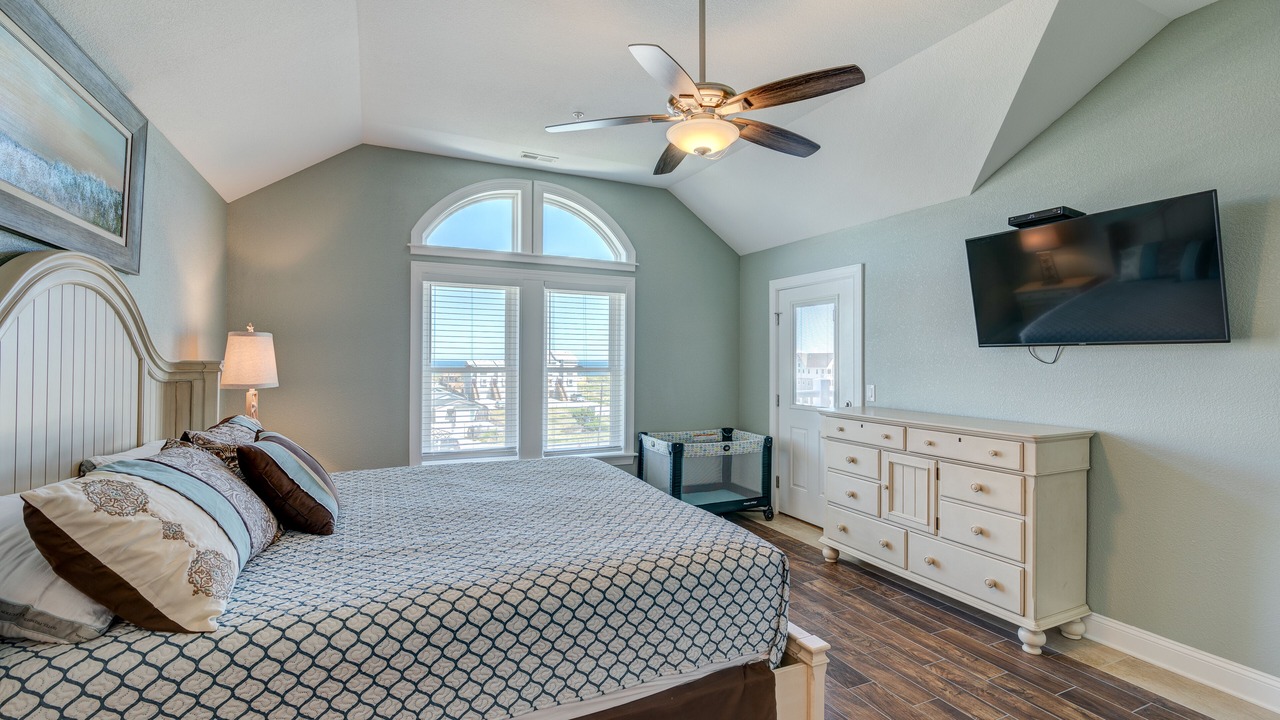 Photo of Bedroom in Kill Devil Hills