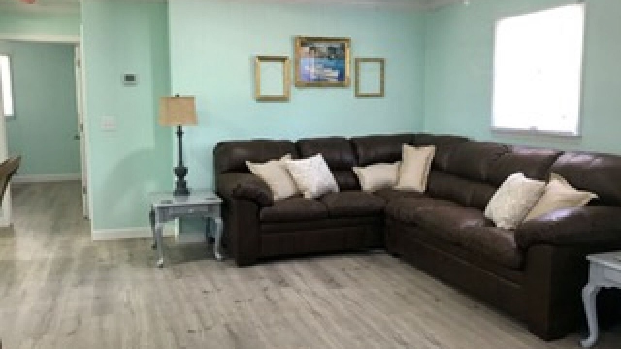 Photo of Livingroom in Long Beach